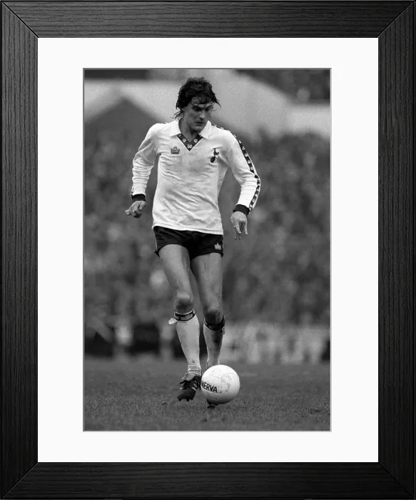 Framed Print : Tottenham Hotspur v Birmingham City