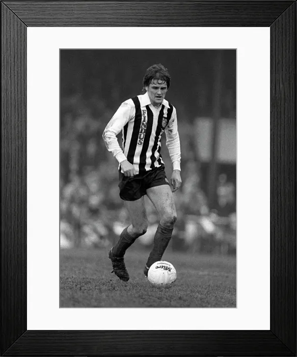 Framed Print : Grimsby v West Ham Framed Print : Grimsby v West Ham