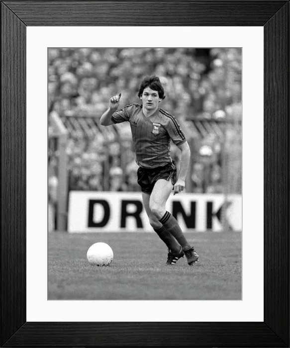Framed Print : Luton Town v Ipswich Town Framed Print : Luton Town v Ipswich Town