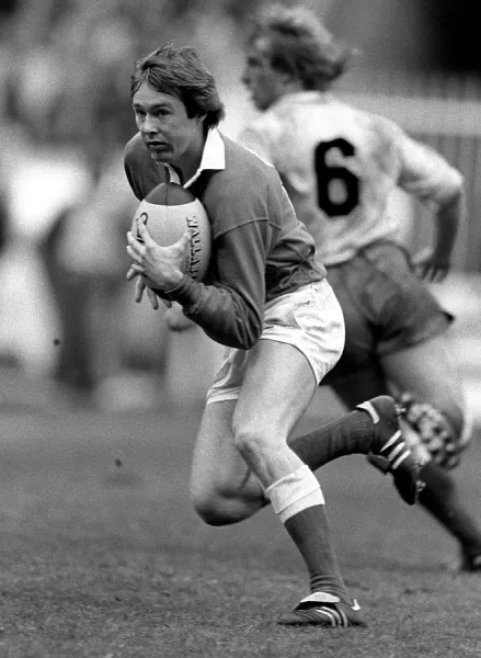 Fanion Rugby XV De France – Galles 1983 – Vintage Adidas, Bleu, Sans Maillot