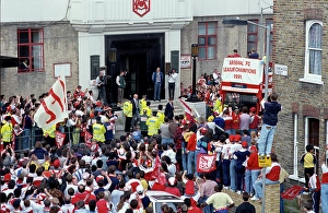 Arsenal Prints: Arsenal FC Victory Parade