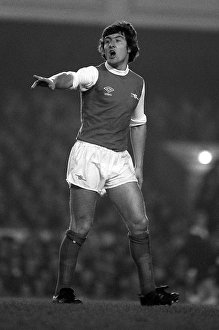 Arsenal Prints: Arsenal v Bolton Wanderers