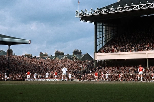 Arsenal Prints: Arsenal v Leeds