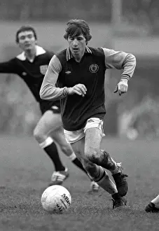 Wolves Prints: Wolves v Aston Villa - Football League February 1981